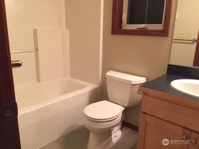 $3,500 | 1126 Northwest 56th Street, Seattle, WA 98107