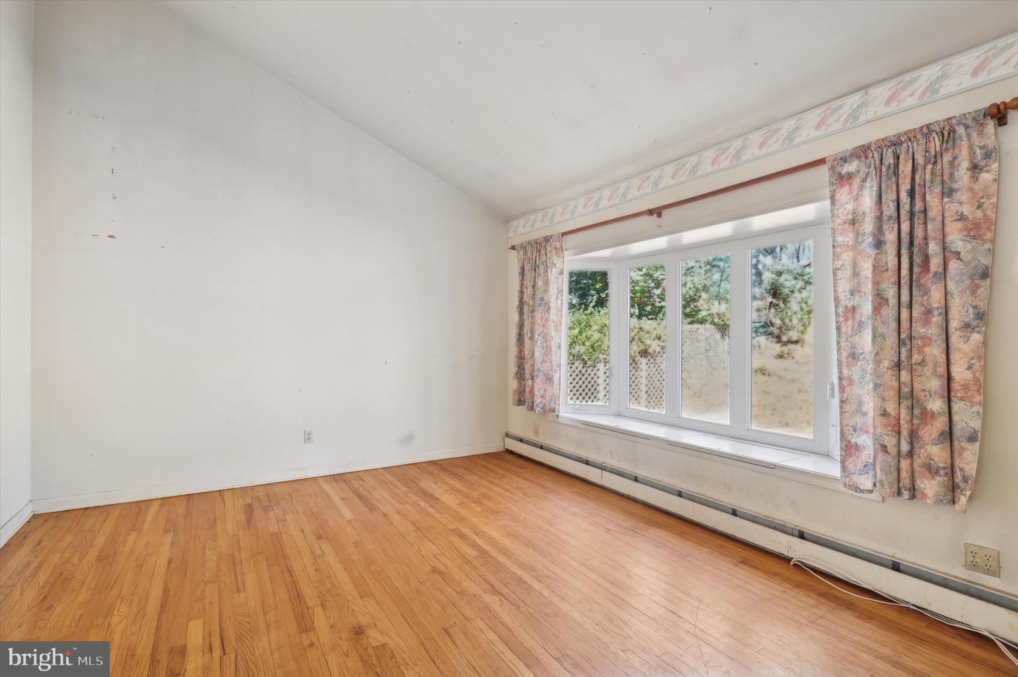 2012 Wildwood Drive Wilmington, DE 19805 - Photo 11 of 34