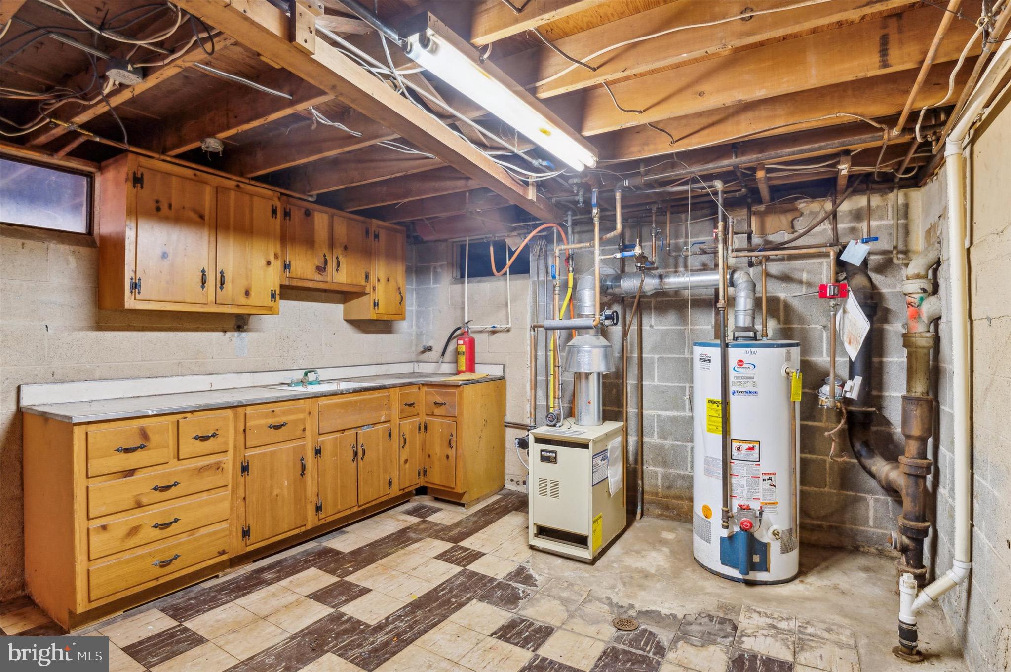 2012 Wildwood Drive Wilmington, DE 19805 - Photo 26 of 34