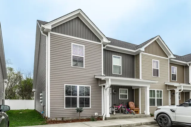 $325,000 | 100 Billy Robb Street, Unit C, Greenbrier, TN 37073