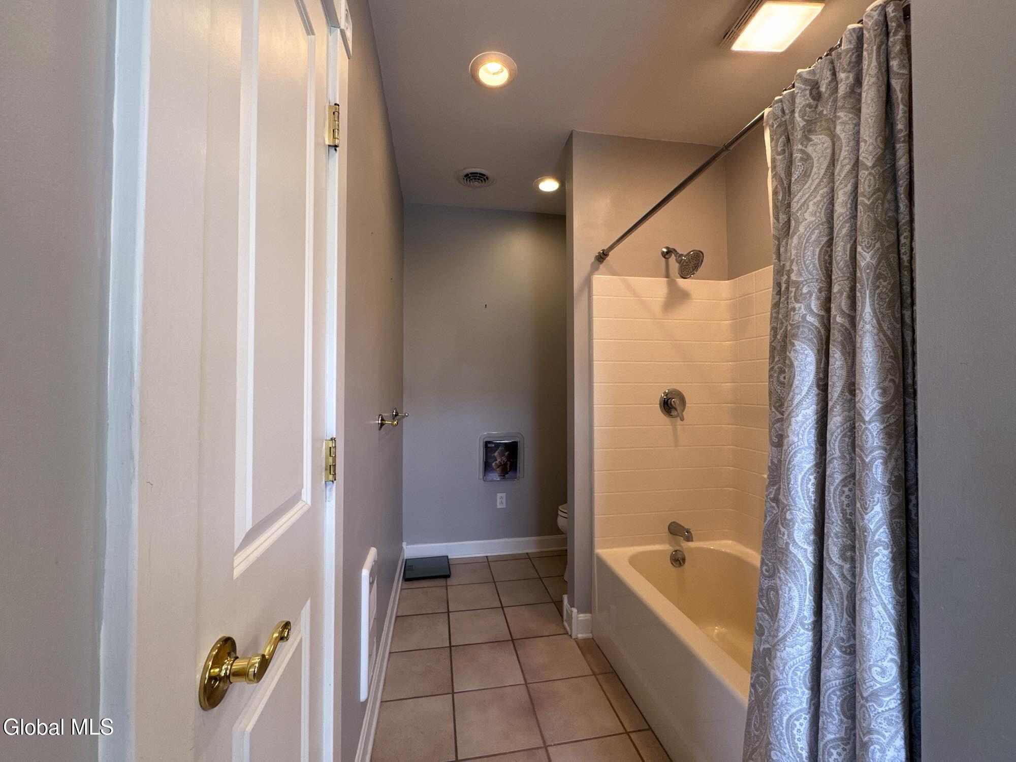 42 Club Road Plattsburgh, NY 12903 - Photo 11 of 17 Bathroom 1-1