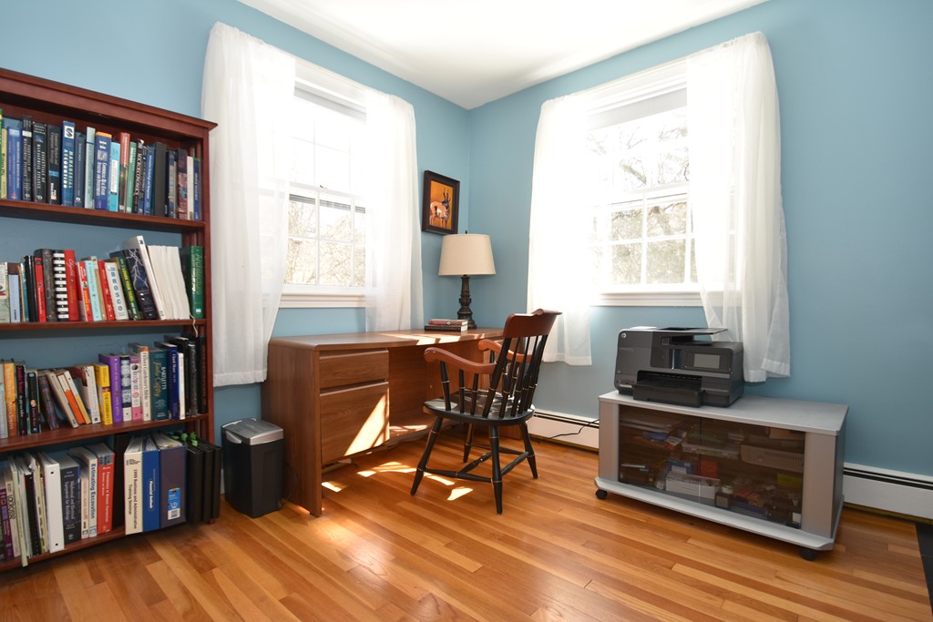 268 Hudson Road Sudbury, MA 01776 - Photo 15 of 18