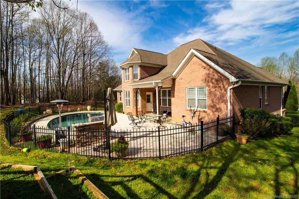 5425 Plantation Ridge Road Charlotte, NC 28214 - Photo 31 of 35 Gallery Image 31
