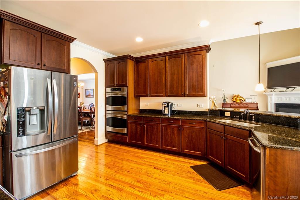 5425 Plantation Ridge Road Charlotte, NC 28214 - Photo 9 of 35 Gallery Image 9