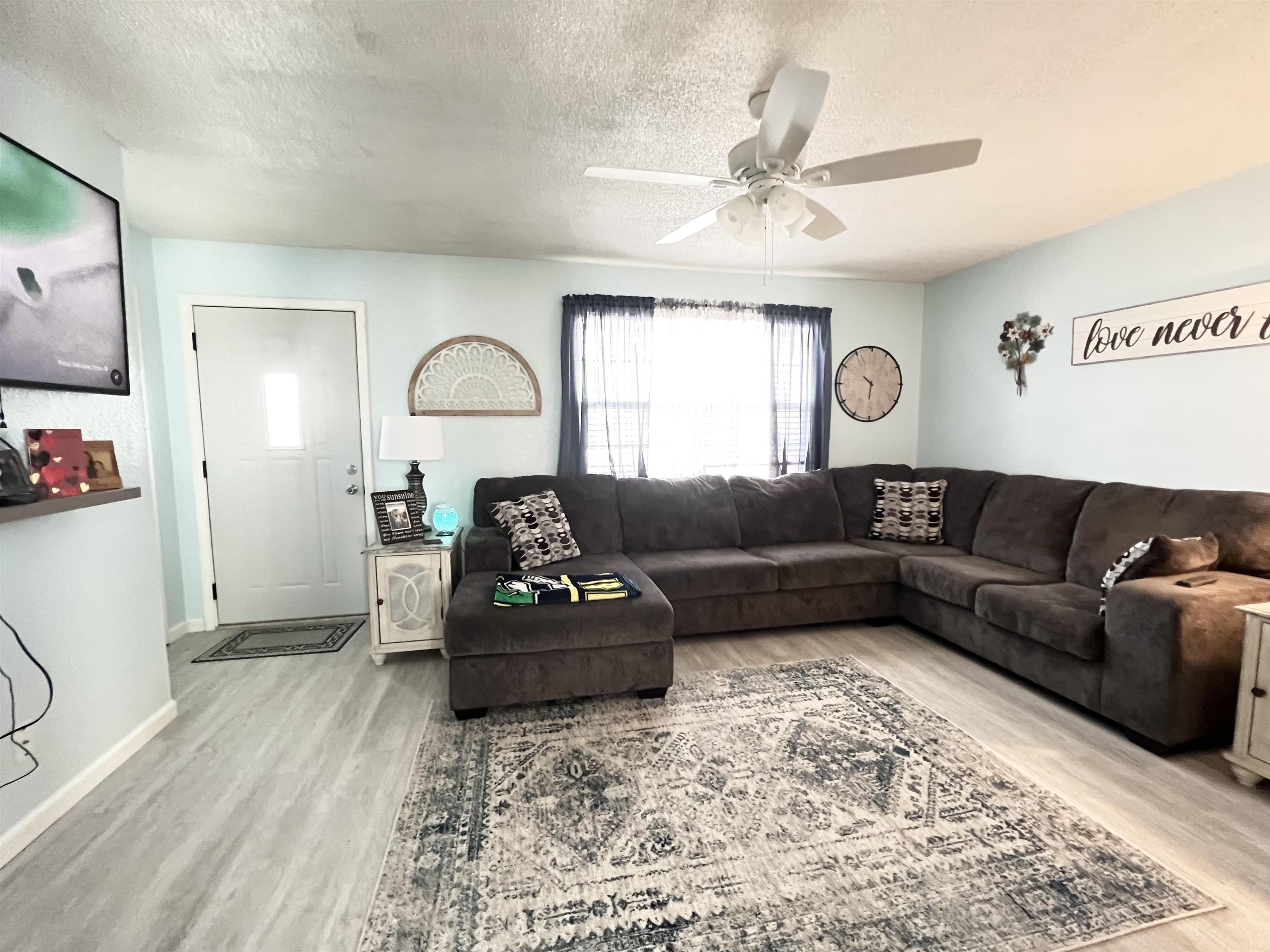 2308 South Berkley Road Kokomo, IN 46902 - Photo 3 of 19 Gallery Image 3