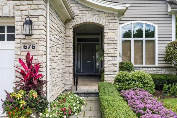 $1,299,000 | 676 Deerpath Drive, Deerfield, IL 60015