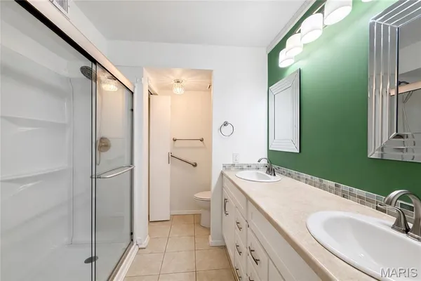 $191,000 | 5107 Hollow Wood Court, Unit A, St. Louis, MO 63128