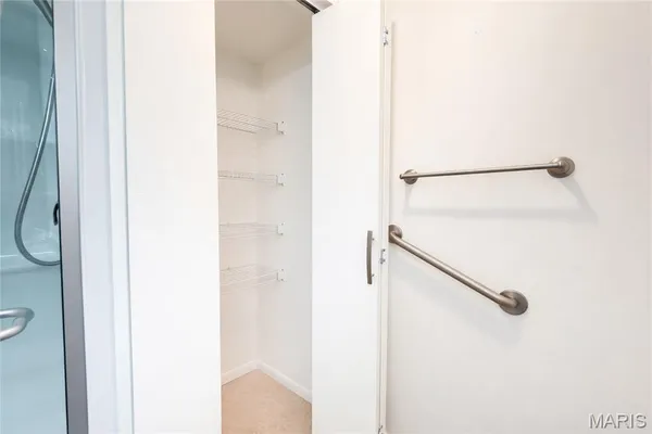 $191,000 | 5107 Hollow Wood Court, Unit A, St. Louis, MO 63128