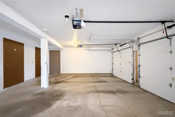 $191,000 | 5107 Hollow Wood Court, Unit A, St. Louis, MO 63128