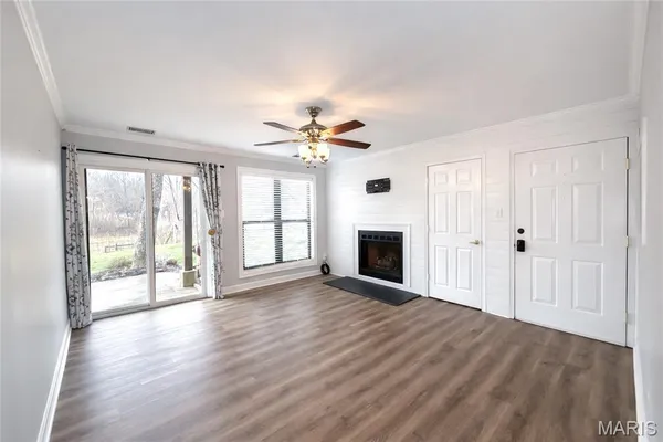 $191,000 | 5107 Hollow Wood Court, Unit A, St. Louis, MO 63128