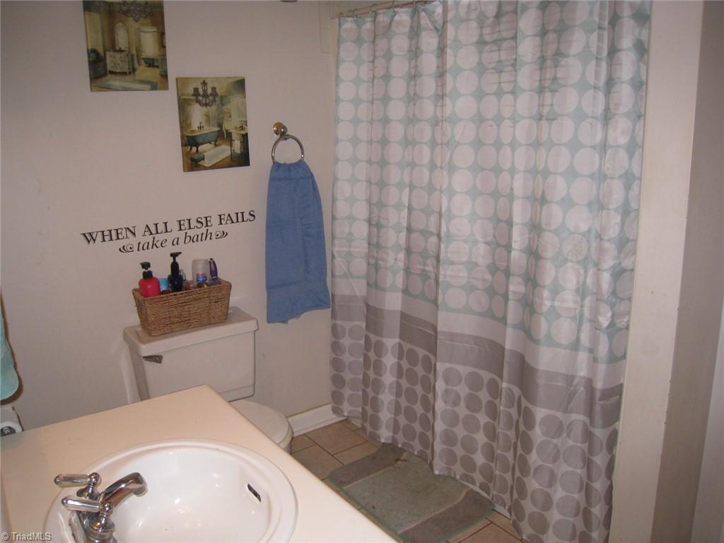 502 White Road King, NC 27021 - Photo 14 of 22 Bath 2