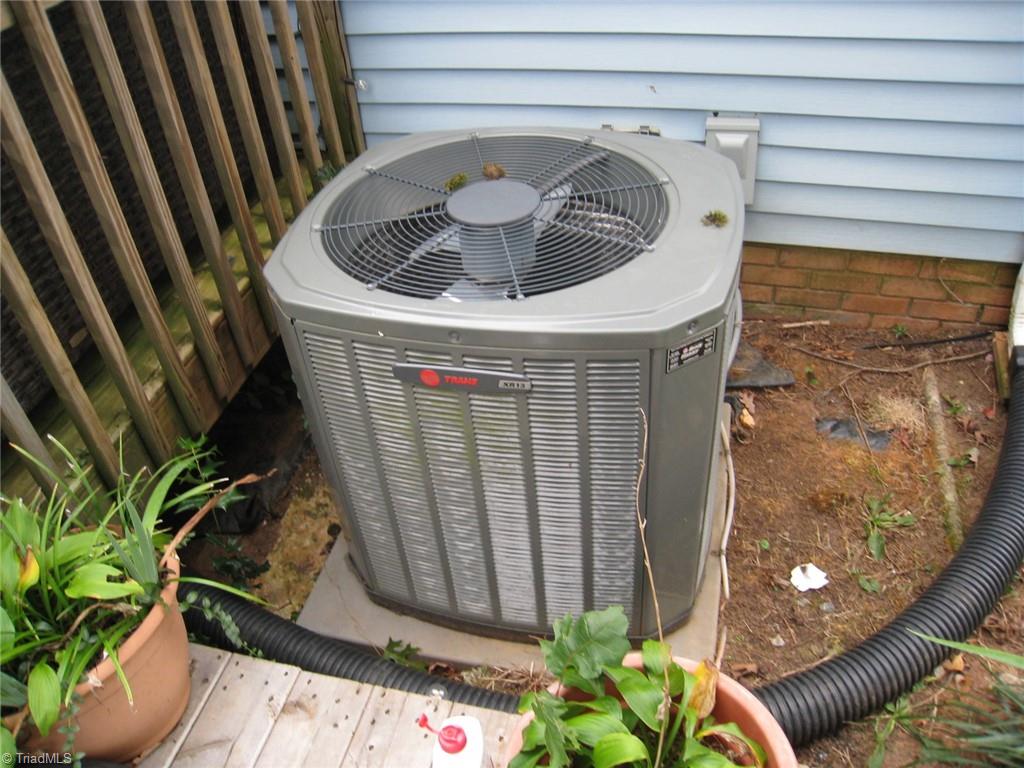502 White Road King, NC 27021 - Photo 5 of 22 Heat pump