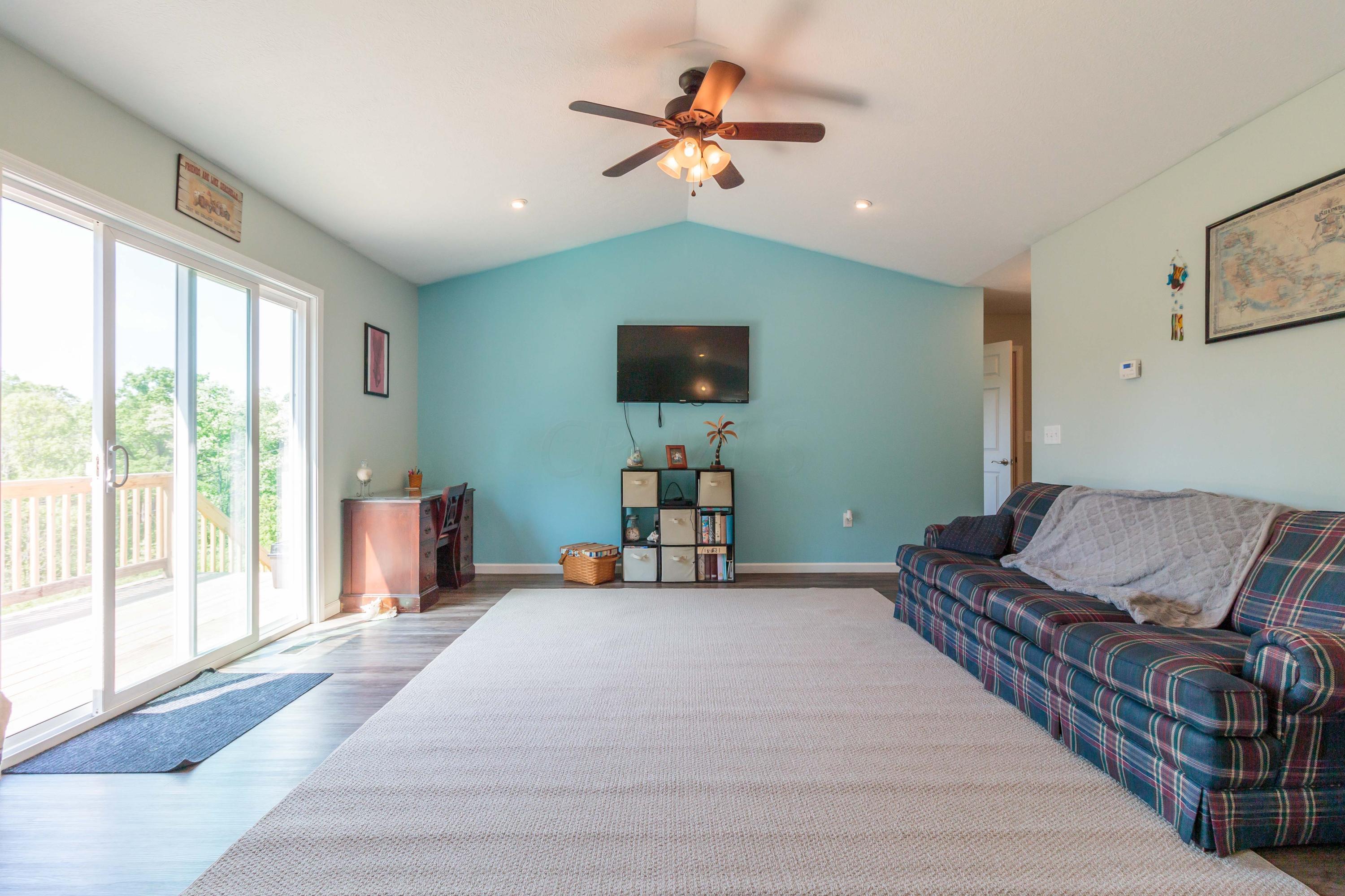 37950 Deible Road Logan, OH 43138 - Photo 12 of 40 Gallery Image 12