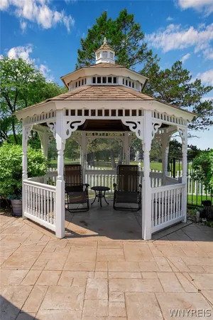 $2,250,000 | 7110 Lake Shore Road, Evans, NY 14047