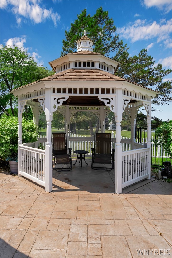 7110 Lake Shore Road Evans, NY 14047 - Photo 11 of 46