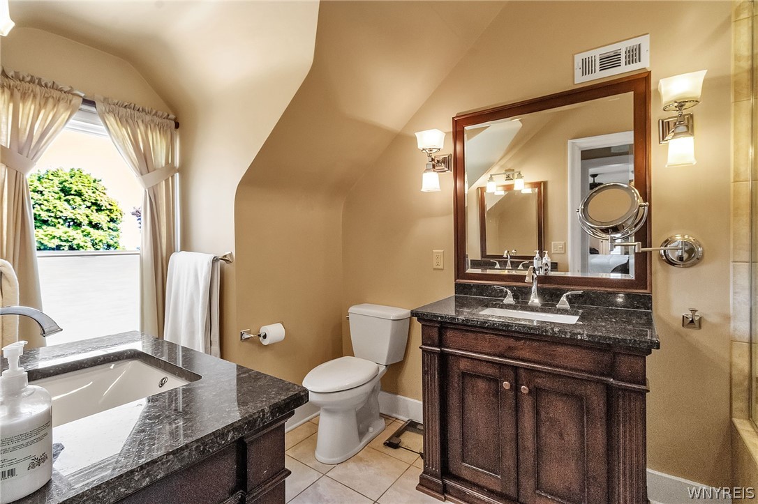 7110 Lake Shore Road Evans, NY 14047 - Photo 35 of 46 Primary bedroom