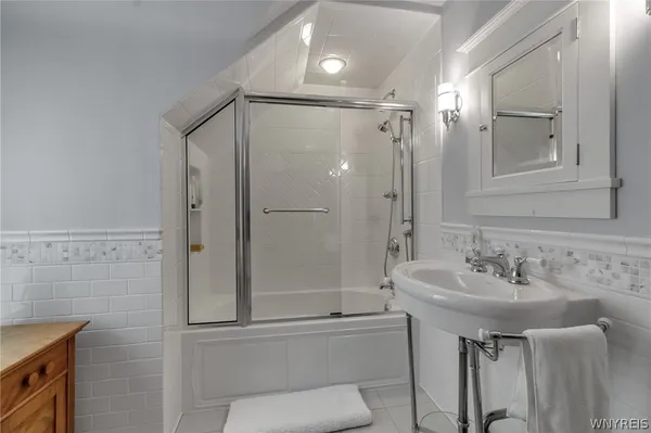 $2,250,000 | 7110 Lake Shore Road, Evans, NY 14047