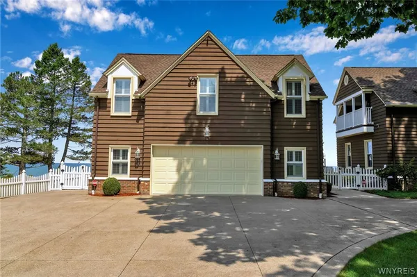 $2,250,000 | 7110 Lake Shore Road, Evans, NY 14047