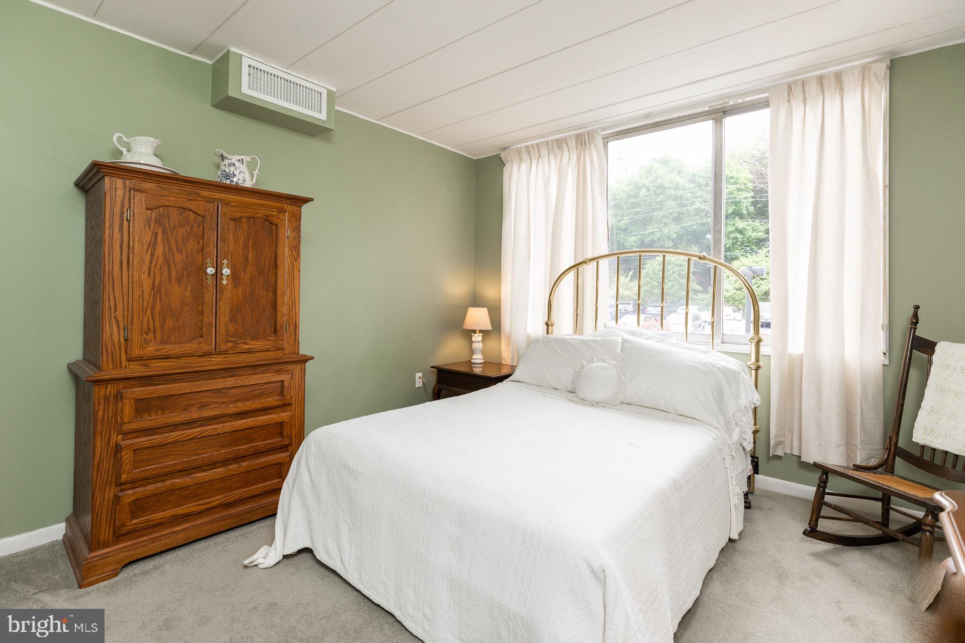 2302 Riddle Avenue, Unit B205 Wilmington, DE 19806 - Photo 18 of 27 Bedroom 2