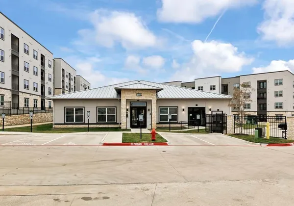 $1,899 | 13411 Farm To Market Road 812, Unit 10103, Del Valle, TX 78617