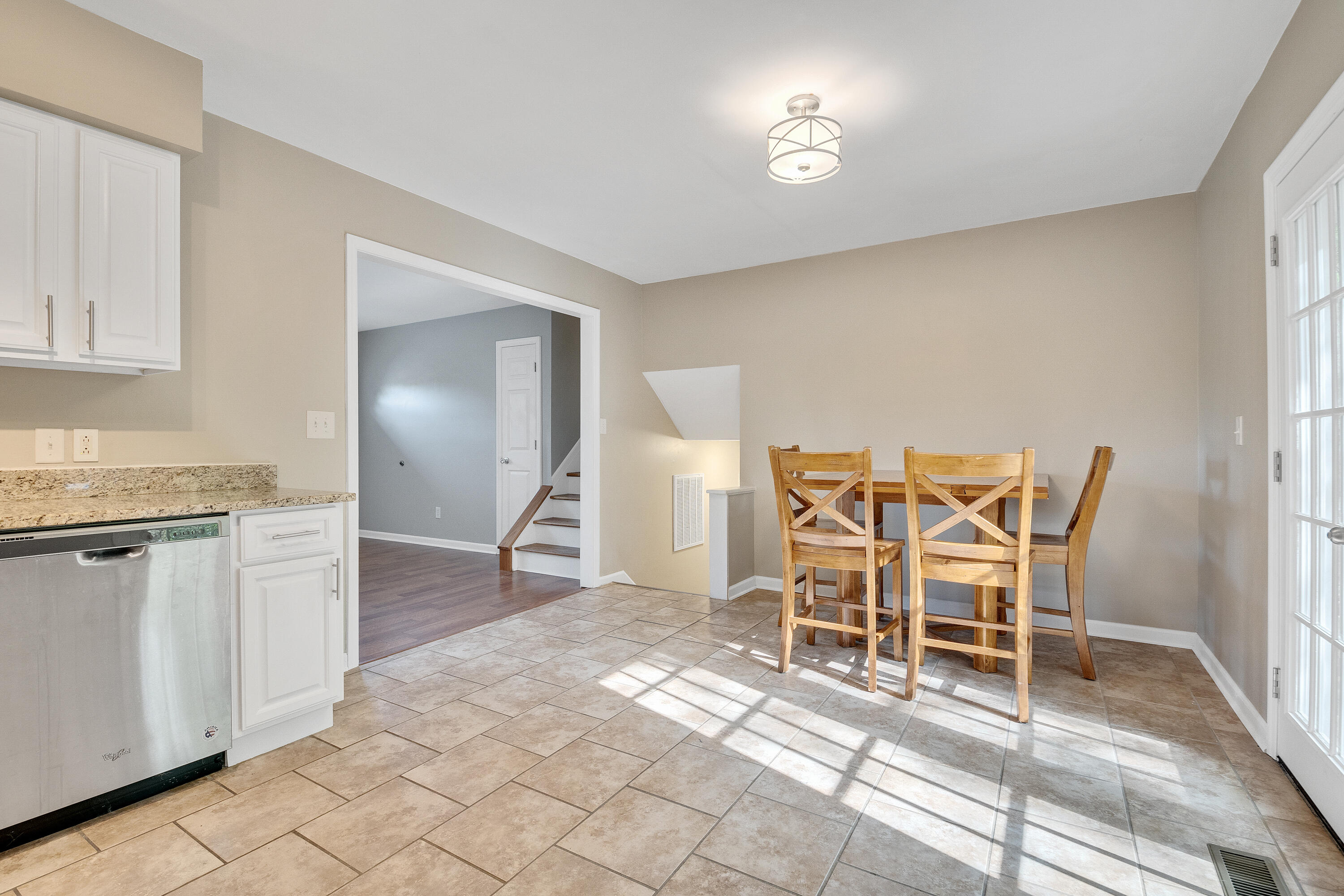 5607 Winniespan Road Chattanooga, TN 37416 - Photo 8 of 28 5607-Winnespan-Rd-11
