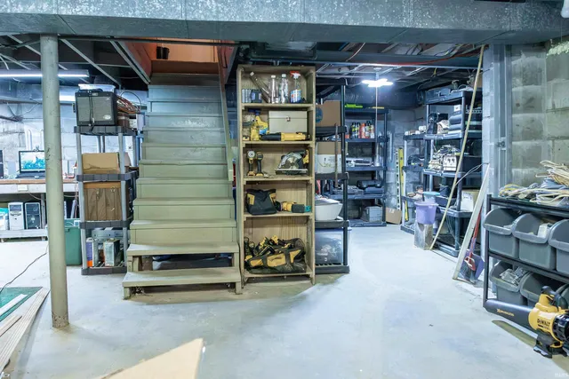 $249,900 | 1419 22nd Street, Bedford, IN 47421