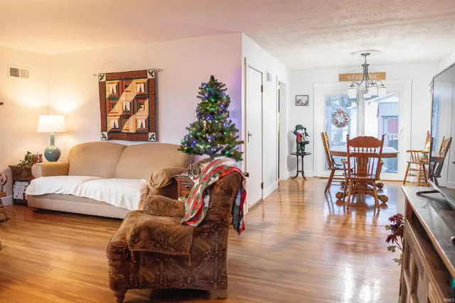 $249,900 | 1419 22nd Street, Bedford, IN 47421