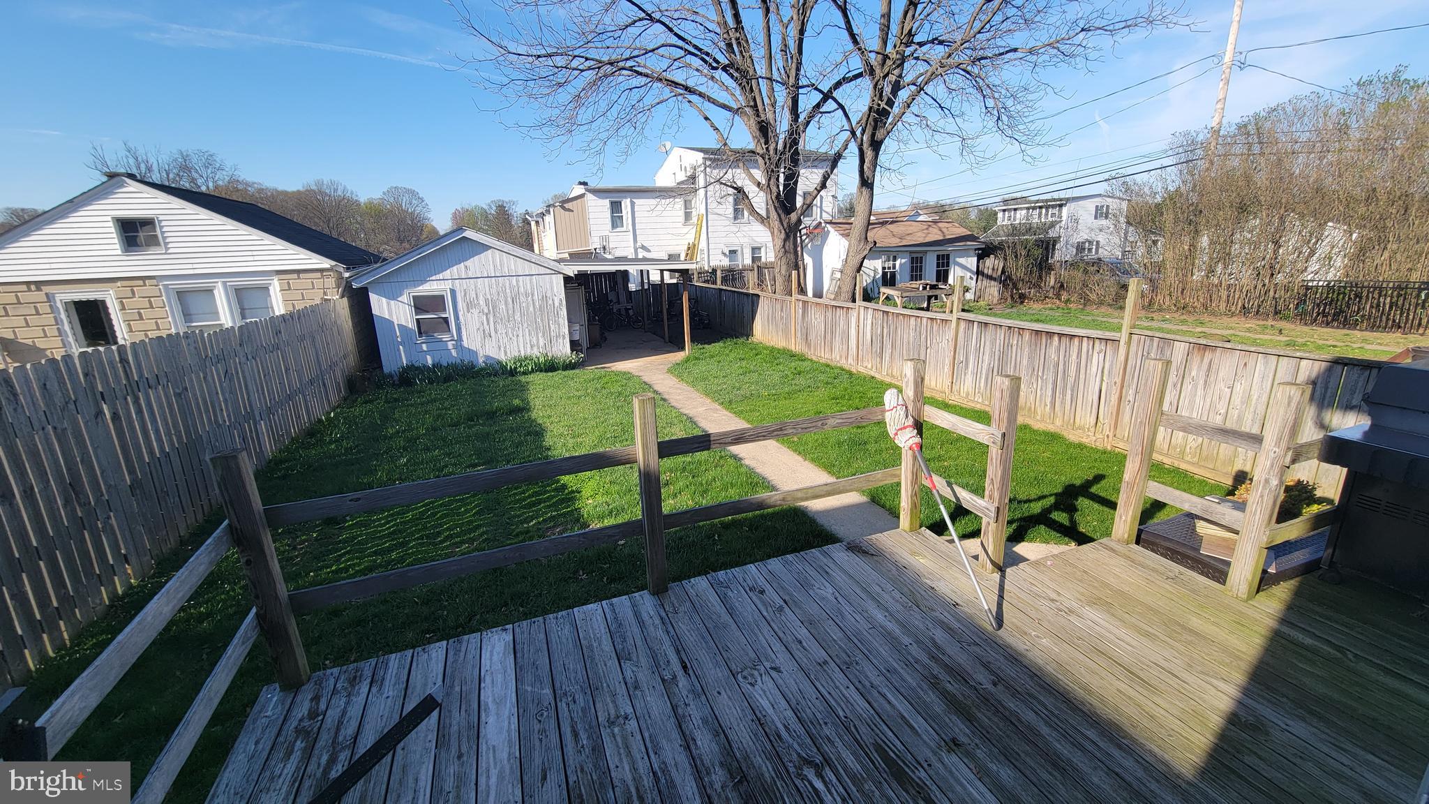 1747 Temple Avenue Lancaster, PA 17603 - Photo 2 of 19