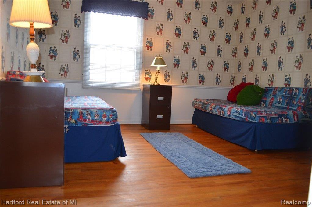 35675 Congress Road Farmington, MI 48335 - Photo 14 of 22 Bedroom