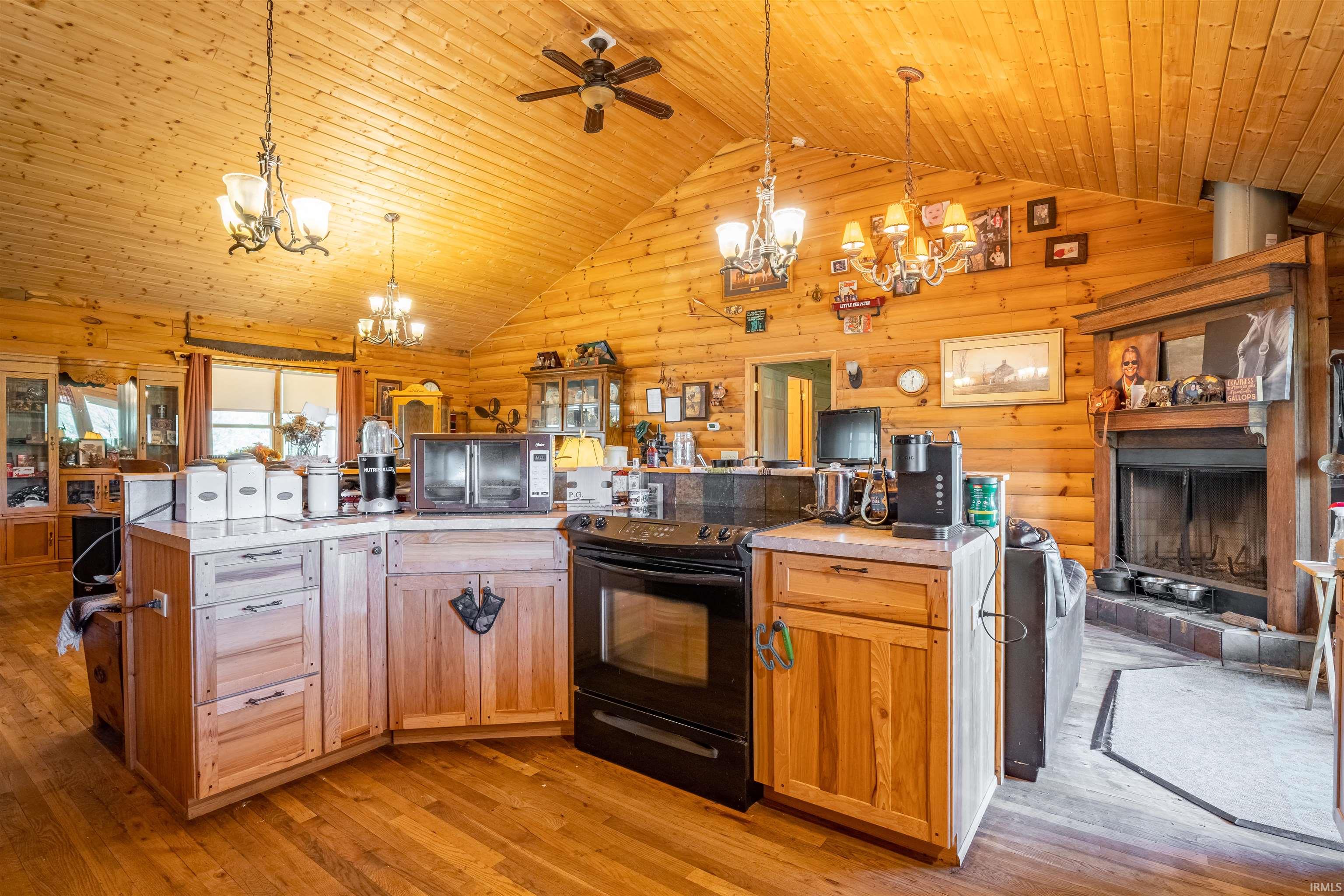 10377 Fisherville Road Elberfeld, IN 47613 - Photo 8 of 18