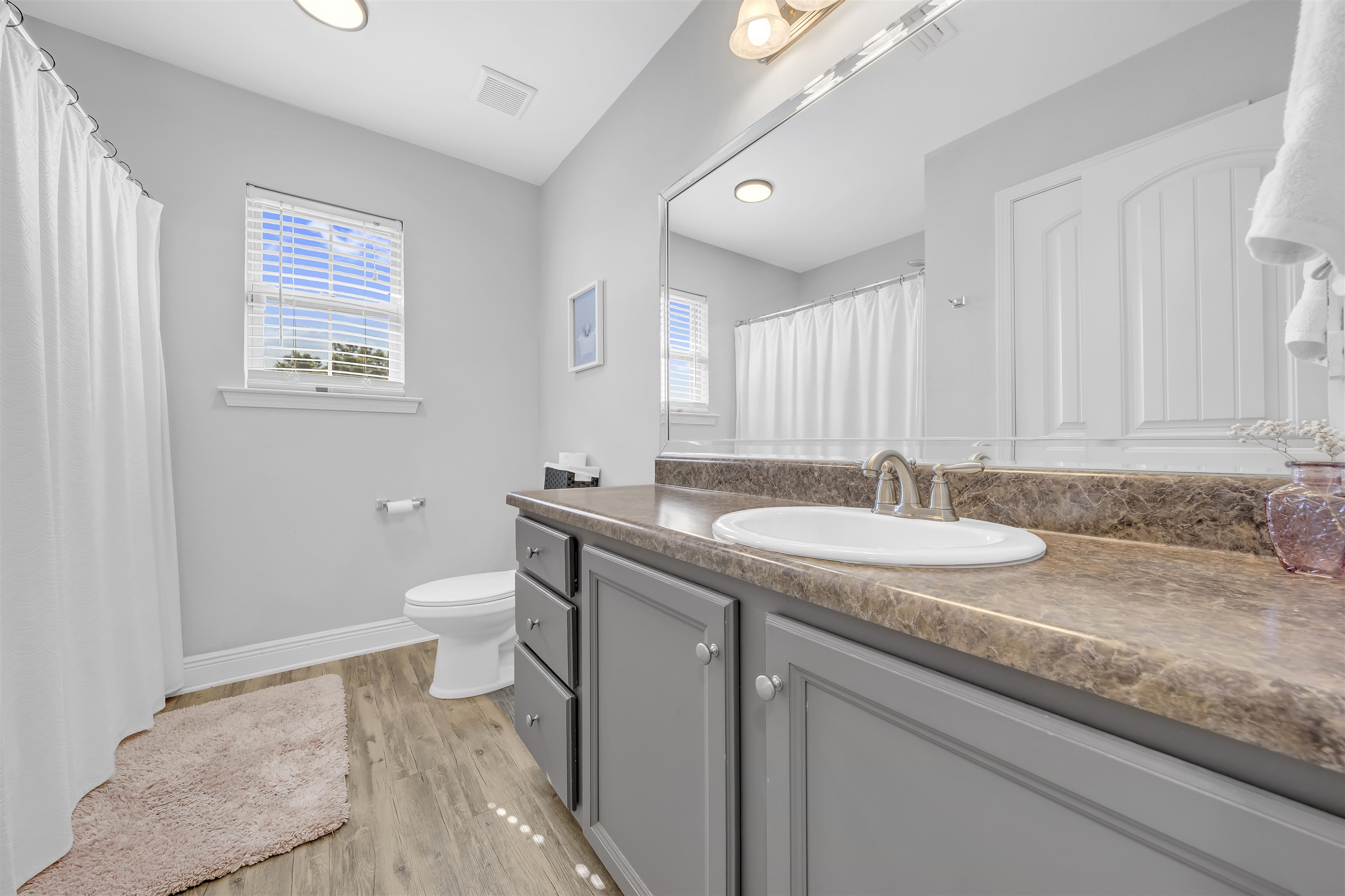 15570 Medway Court Foley, AL 36535 - Photo 16 of 25 Bathroom