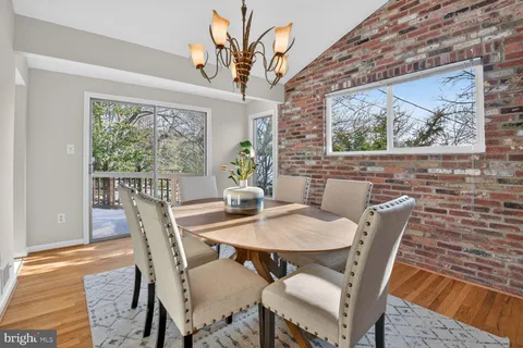 $950,000 | 6418 Bannockburn Drive, Bethesda, MD 20817