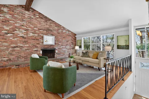 $950,000 | 6418 Bannockburn Drive, Bethesda, MD 20817