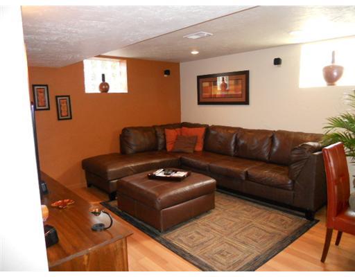588 McKee Road Washington, PA 15301 - Photo 6 of 18 Den/Family/Great Room. view of family room, built in entertainment center, pergo floors