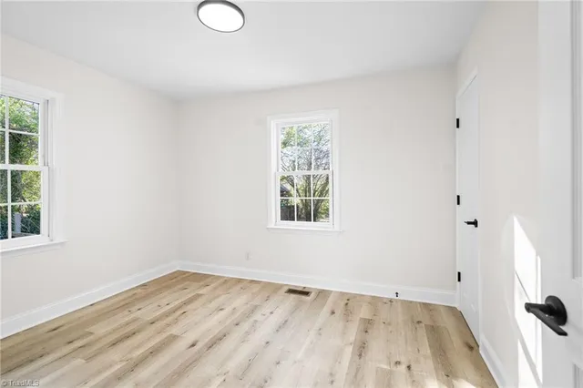 $215,000 | 1020 Lakeside Avenue, Burlington, NC 27217