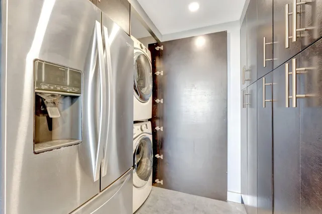 a view of a walk in closet