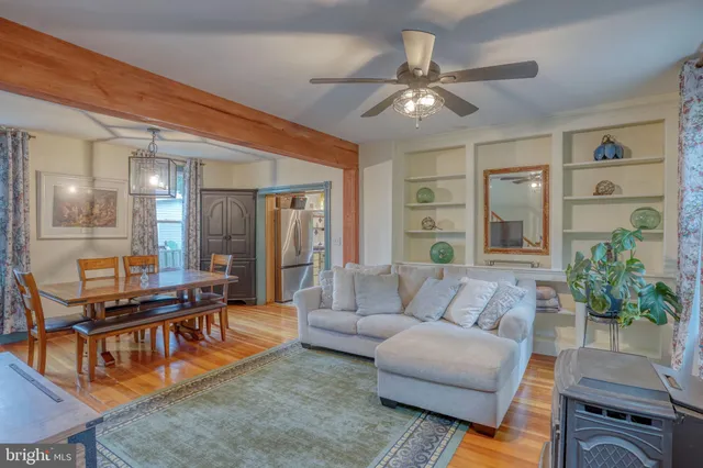 $319,500 | 29380 Old Locust Grove Road, Kennedyville, MD 21645