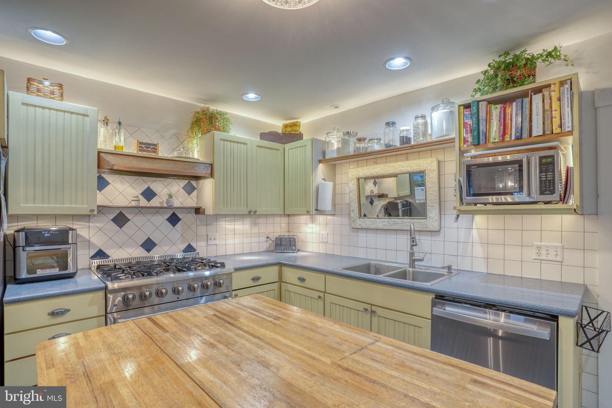 29380 Old Locust Grove Road Kennedyville, MD 21645 - Photo 21 of 42 Kitchen