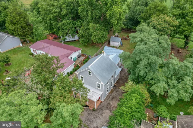 $319,500 | 29380 Old Locust Grove Road, Kennedyville, MD 21645