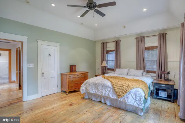 $319,500 | 29380 Old Locust Grove Road, Kennedyville, MD 21645