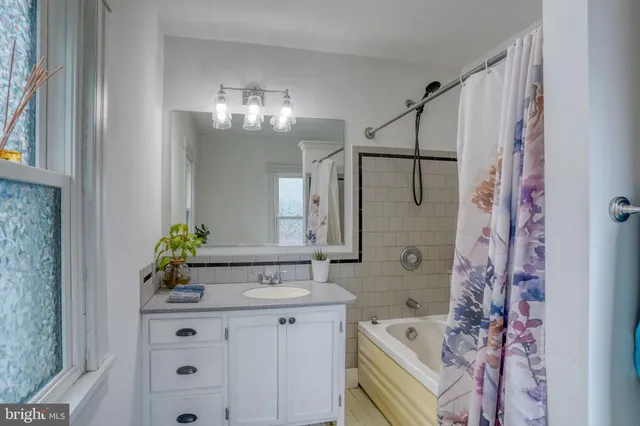 $319,500 | 29380 Old Locust Grove Road, Kennedyville, MD 21645