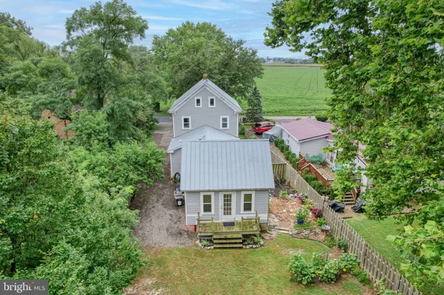 $319,500 | 29380 Old Locust Grove Road, Kennedyville, MD 21645