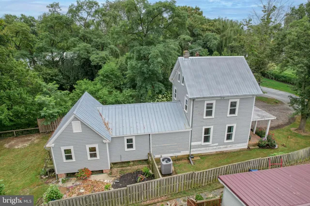 $319,500 | 29380 Old Locust Grove Road, Kennedyville, MD 21645