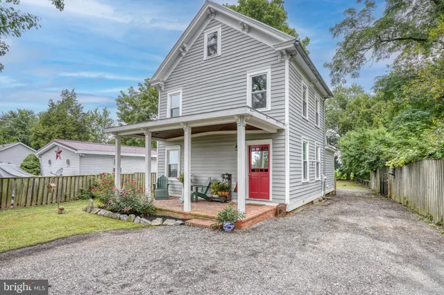 $319,500 | 29380 Old Locust Grove Road, Kennedyville, MD 21645