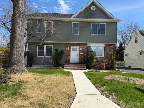 $849,000 | 15 Bradley Drive, Edison, NJ 08817