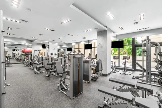 $6,200 | 701 South Olive Avenue, Unit 807, West Palm Beach, FL 33401