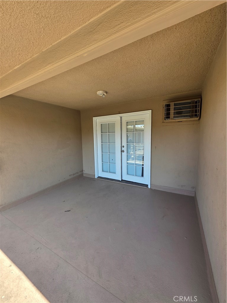 7490 Magnolia Avenue, Unit P Riverside, CA 92504 - Photo 2 of 4