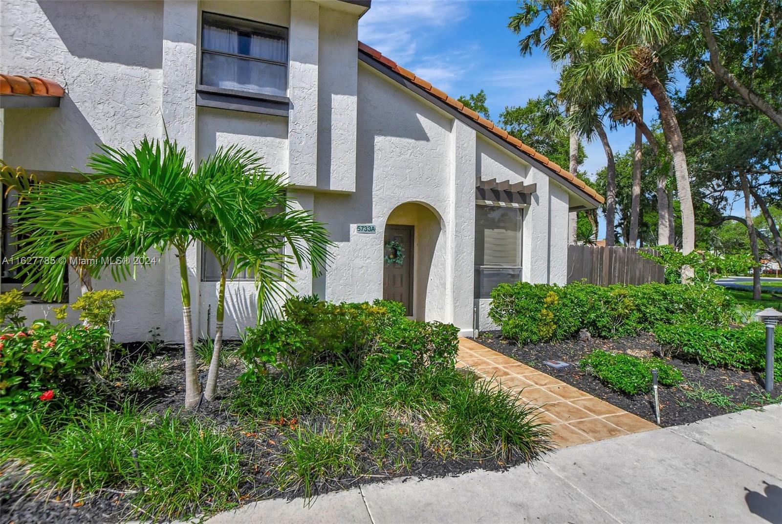5733 Fox Hollow Drive, Unit A Boca Raton, FL 33486 - Photo 3 of 44