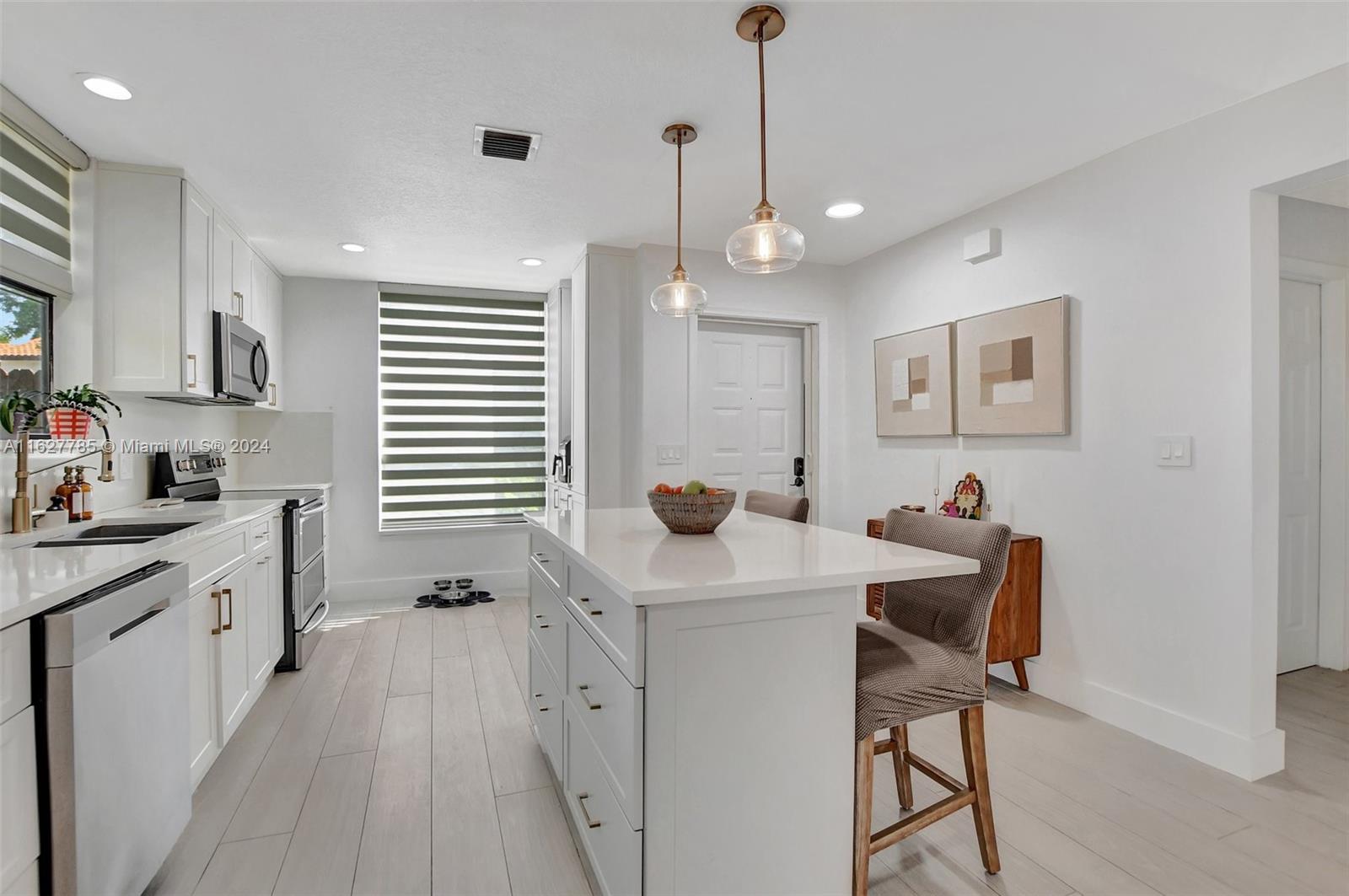 5733 Fox Hollow Drive, Unit A Boca Raton, FL 33486 - Photo 5 of 44