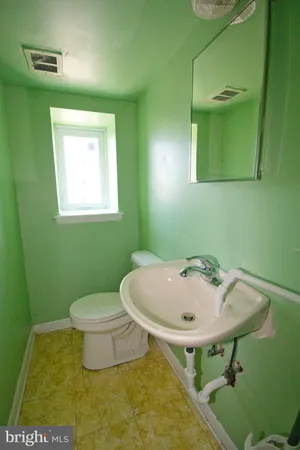$525,000 | 705 Overlook Drive, Warminster, PA 18974